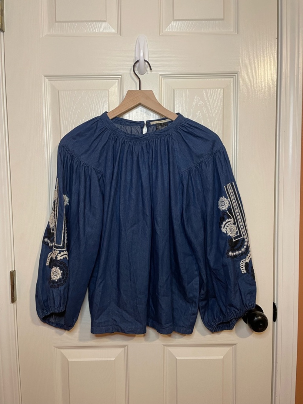Ne Quittezpas by Anthropologie Genissat Peasant Top in Dark Denim Size Small - Picture 3 of 10